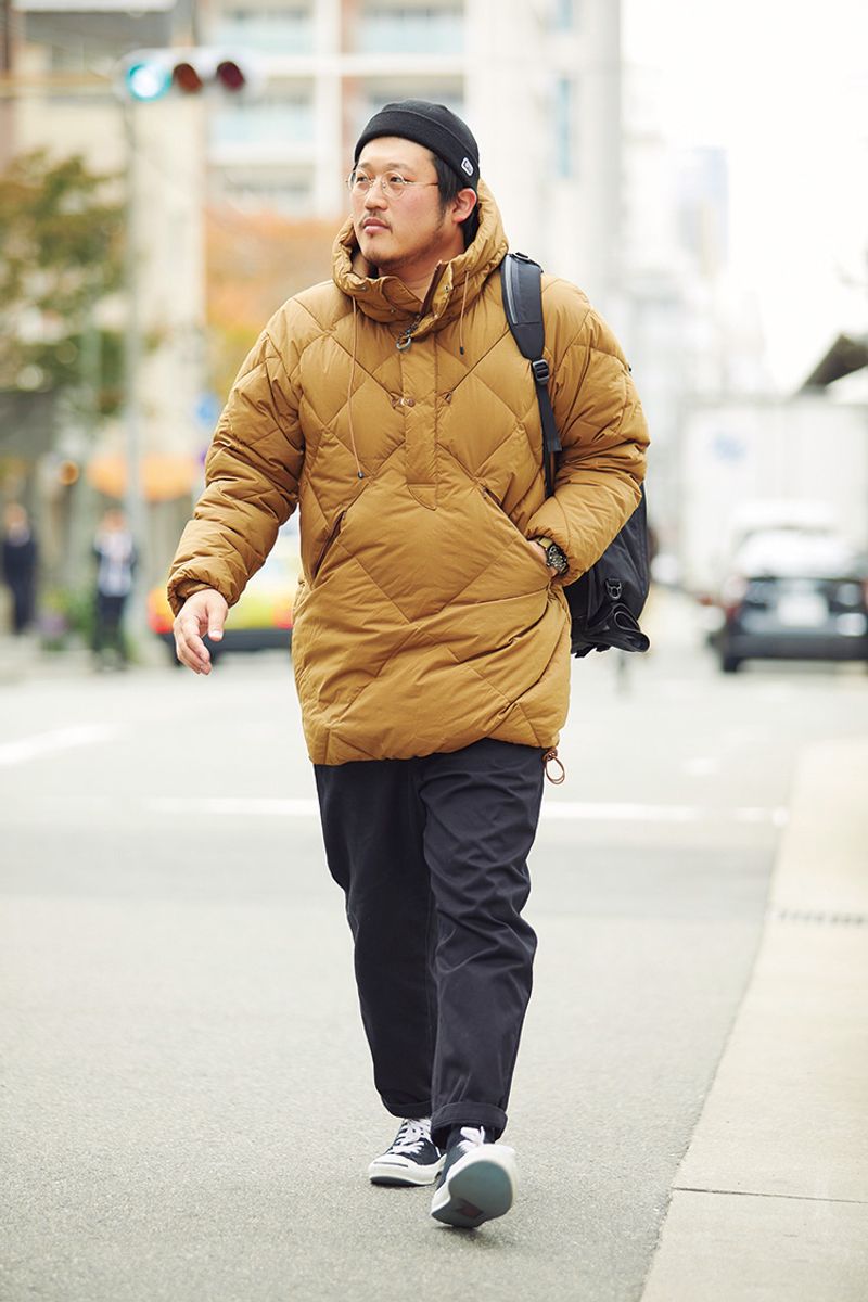 街中で感じるアウトドア。アノラックダウンがポイント 尼田勝雅