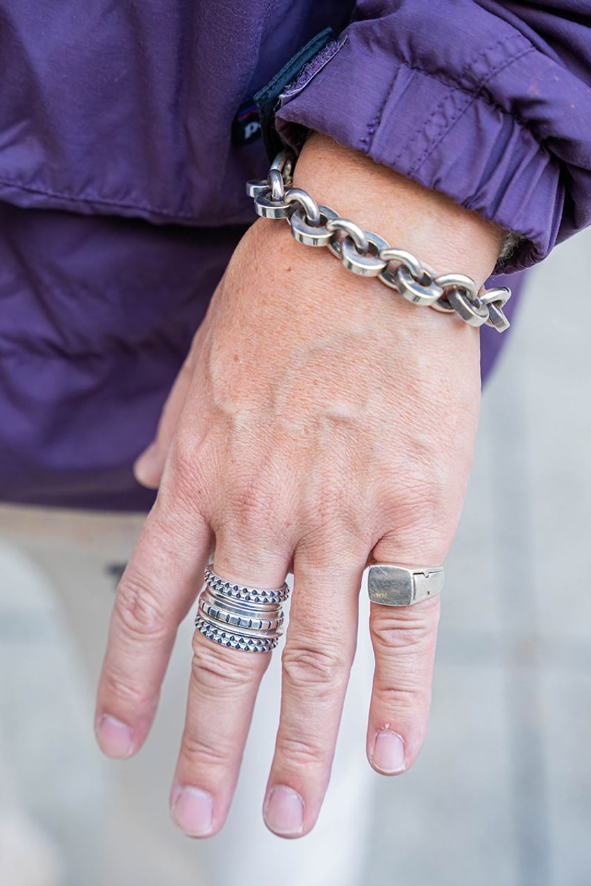 街を彩る「パタゴニア」アウターコーデ集！シンチラ、インファーノ ジャケットetc. - 5枚目の画像