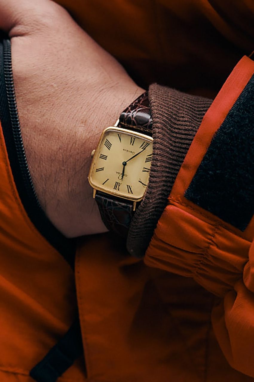 【街角人気上昇中】「マーモット」のアウターを街使い。洒落た大人のコーデ好例をスナップで - 3枚目の画像