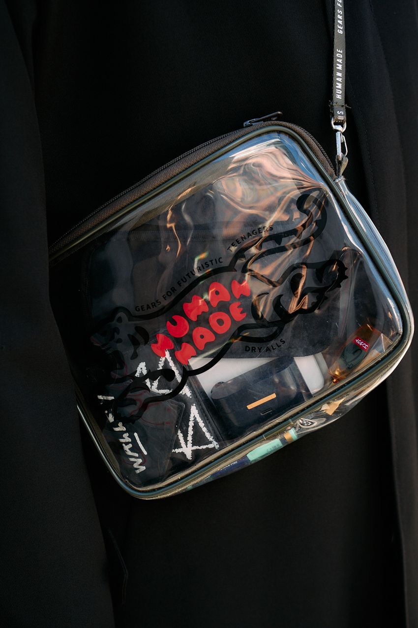 ロングコートは黒しか勝たん！ 黒の面積広めでも重たく見せない3人の着こなし - 7枚目の画像