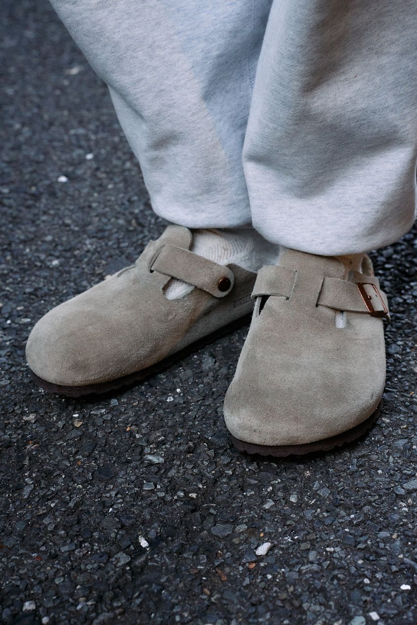 春の足元は「ビルケンシュトック」のボストンで！街の洒落者たち3人のコーデ術を公開 - 11枚目の画像