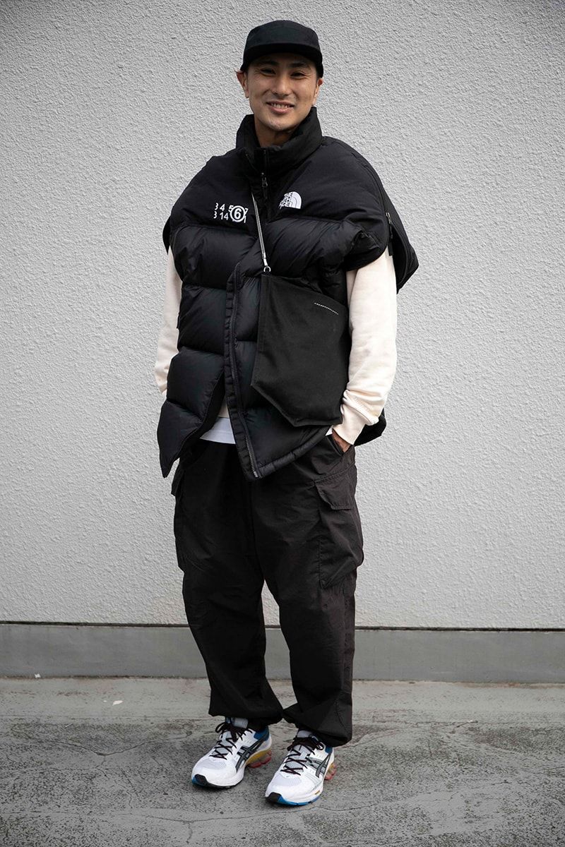 メゾンマルジェラ×ザノースフェイスのダウンベストコーディネート | 241213-1655-11 佐々木尚輝