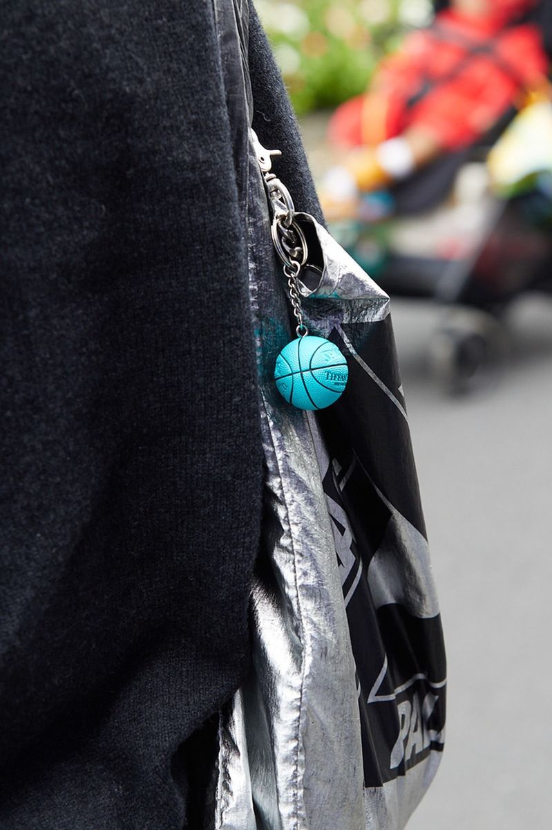 エイチビューティ＆ユースのニットコーディネート | 241213-1656-37 腹部達也 2枚目の写真