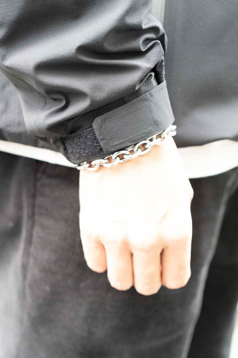 フレッシュサービスのジャケットコーディネート | 241215-1520-38 塩野裕介 5枚目の写真