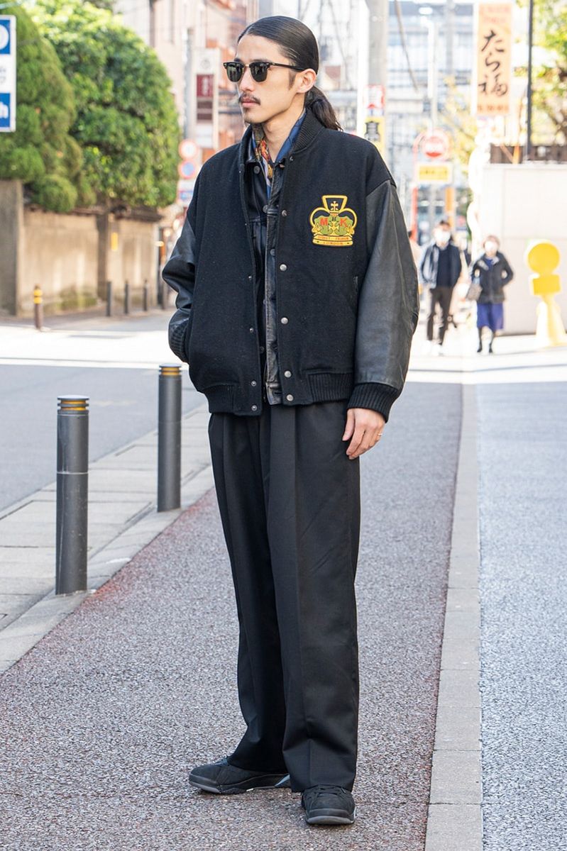 ミチコロンドンのジャケットコーディネート | 241215-1610-02 岡本 駿