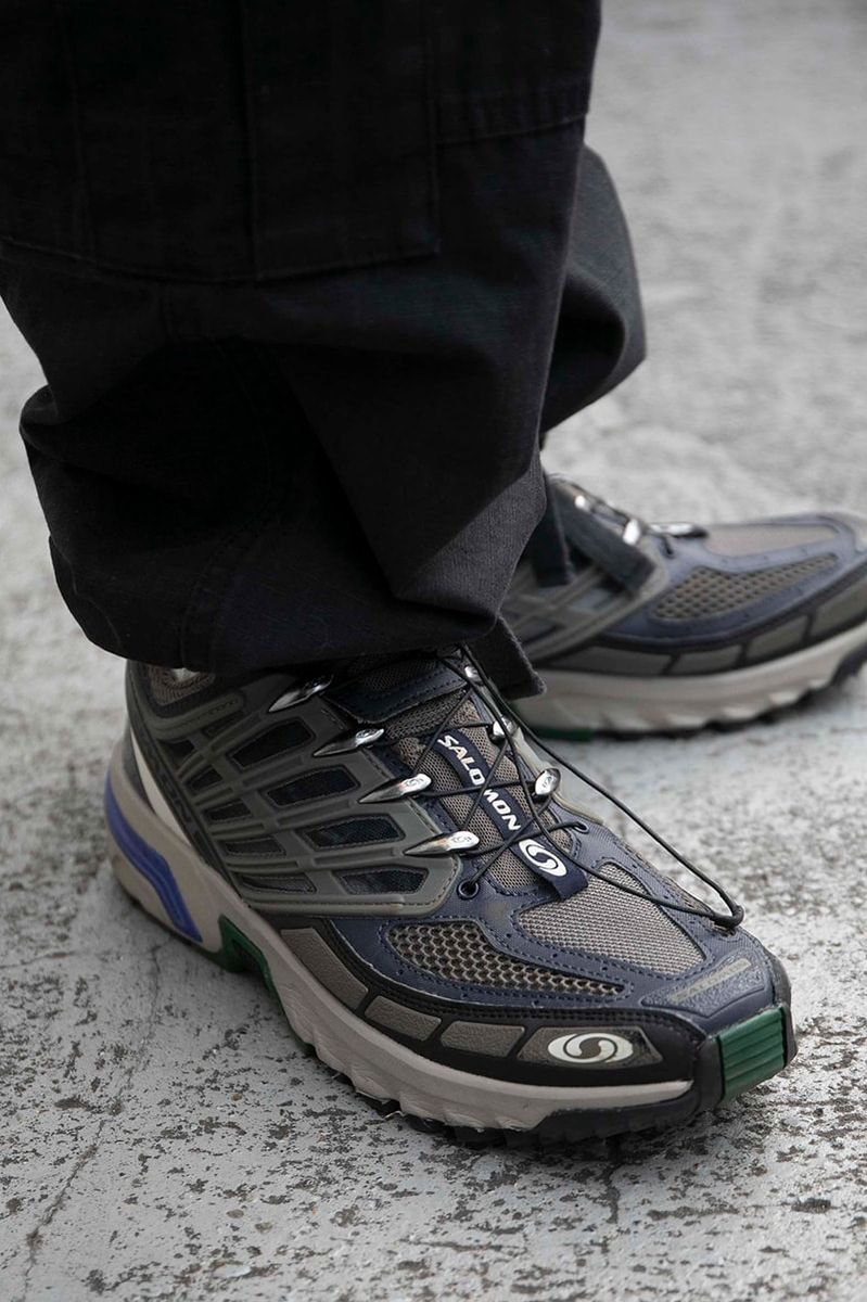サロモンのスニーカーコーディネート | 241215-1634-10 慎 正宗 5枚目の写真