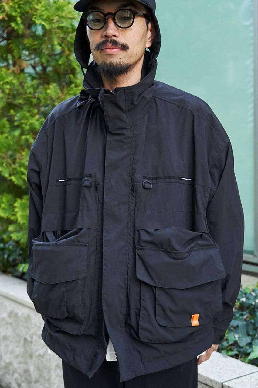 パタゴニア、ダイワ ピアetc.人気ブランドで選抜！旬の「オールブラック」な大人たち - 4枚目の画像