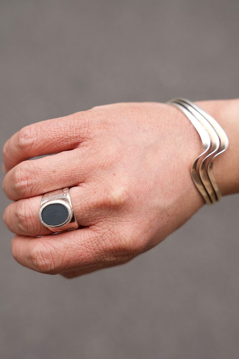 オーラリーのコートコーディネート | 241217-2235-45 福井 輔 5枚目の写真