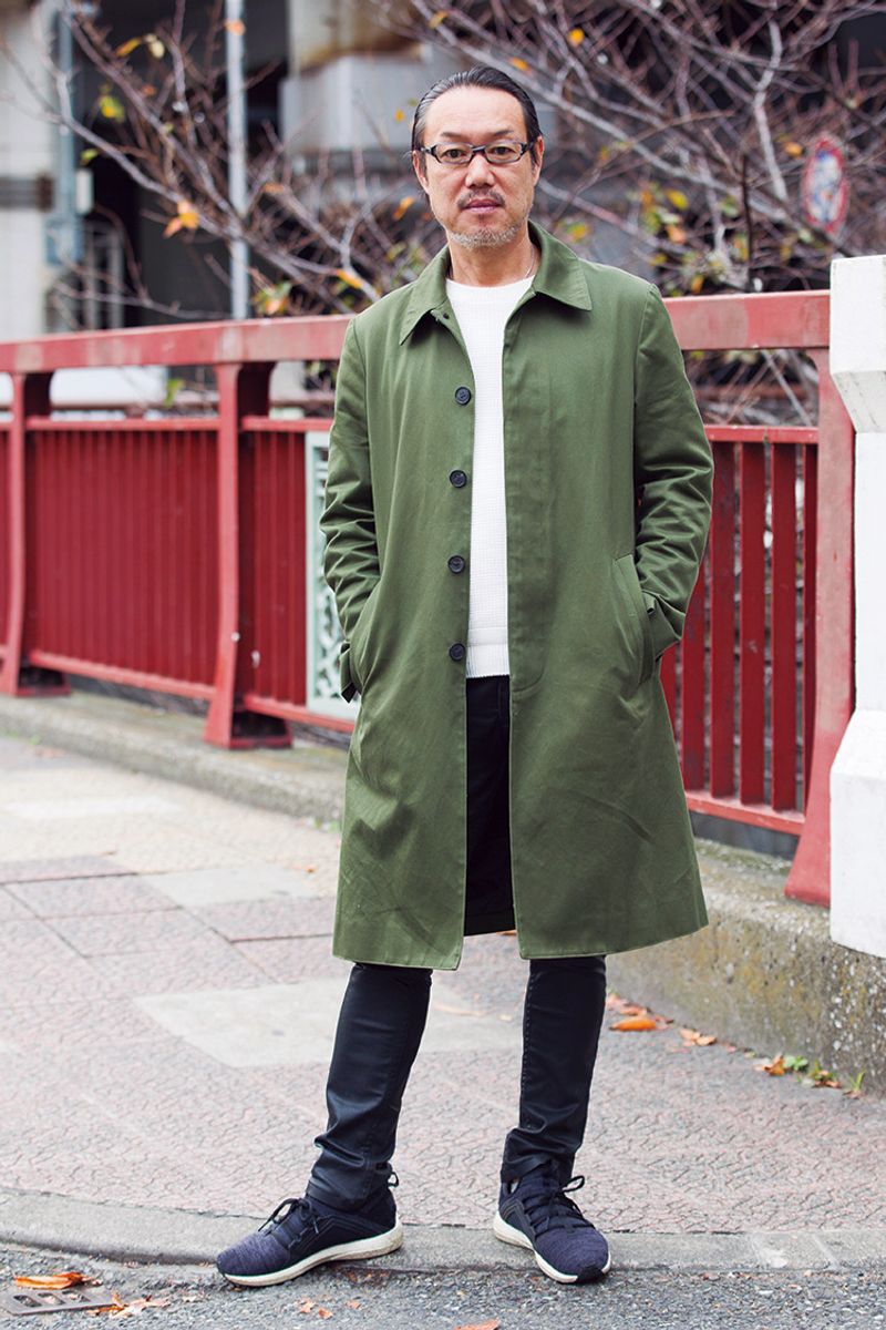 コート×スニーカーを大人らしく仕上げたらこうなった！ 高島文典