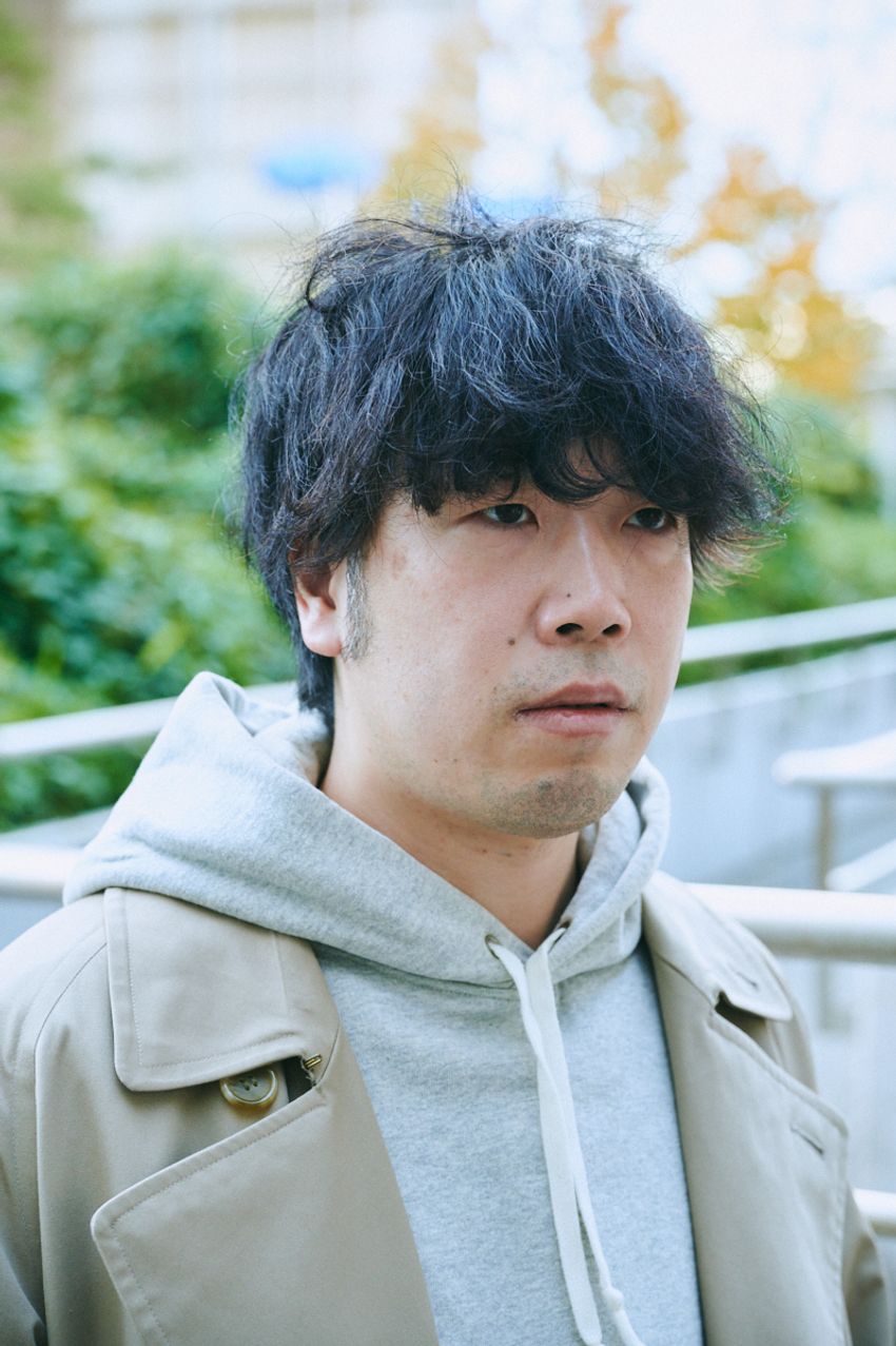 「コートはバーバリー派」な3名の日本紳士たち。パーカ、ブルゾン……好印象な合わせ方をスナップで - 5枚目の画像