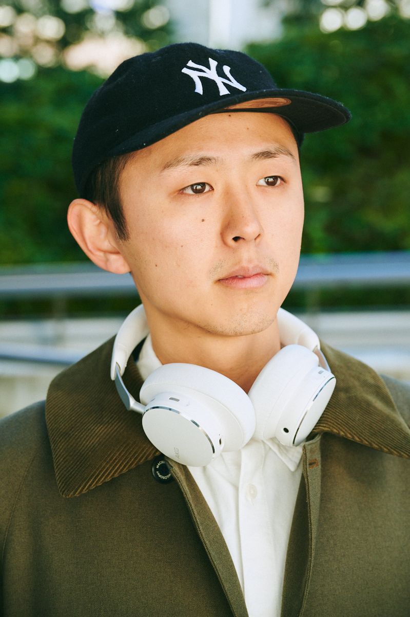 ロングコートもパンツのロールアップで調整 堀ノ内友馬 3枚目の写真