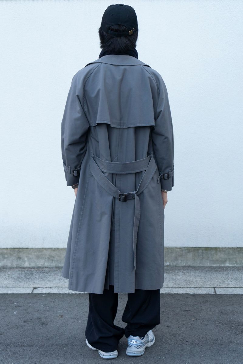 グレーの占有率を高めたモノトーンコーデ 中村佳永 2枚目の写真