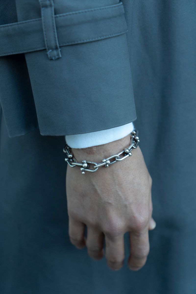 グレーの占有率を高めたモノトーンコーデ 中村佳永 5枚目の写真