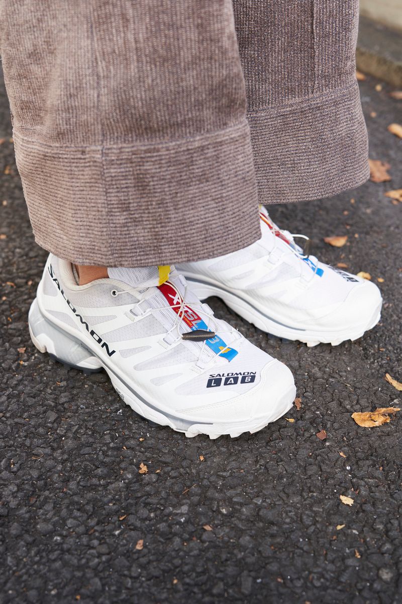 白のサロモンでアウトドア×モダンを実現 Farcoir 4枚目の写真