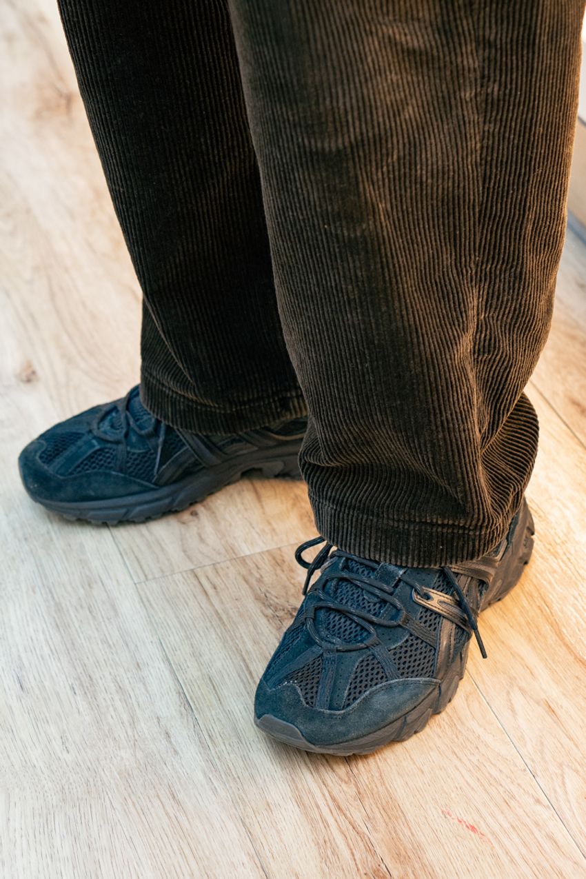 「パンツはとりあえずユニクロでOK！」やっぱり使える優秀アイテム3選を街角スナップで - 3枚目の画像