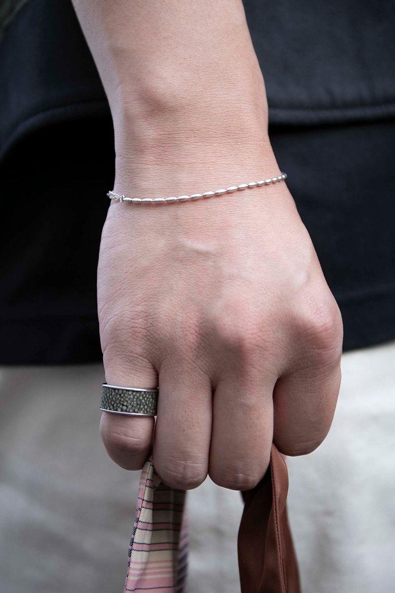 ザリラクスのブルゾンコーディネート | 241218-1529-40 牛尾祐貴 3枚目の写真