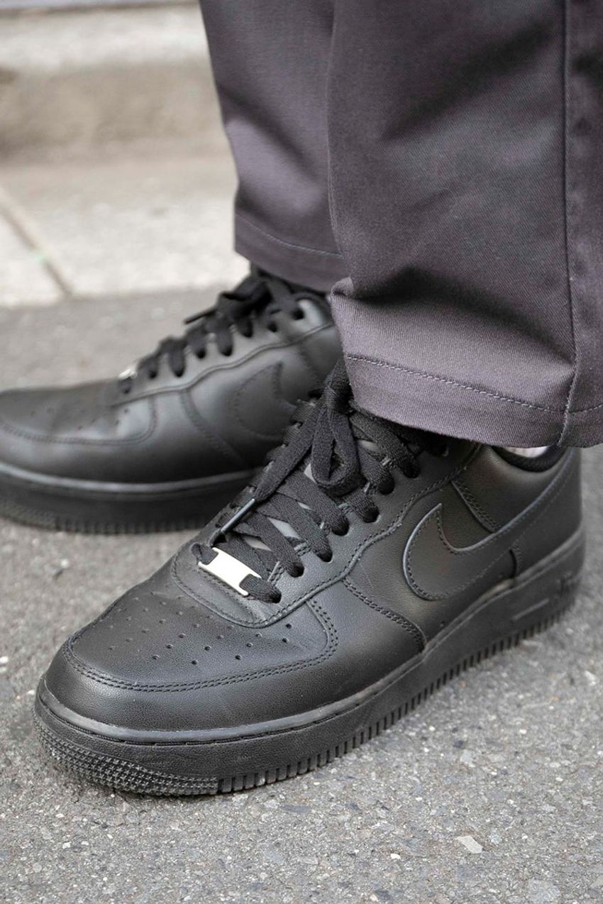 「あの人カッコ良い！」。調べてみたらパンツがレッドキャップだった！着こなし3好例をスナップで - 5枚目の画像