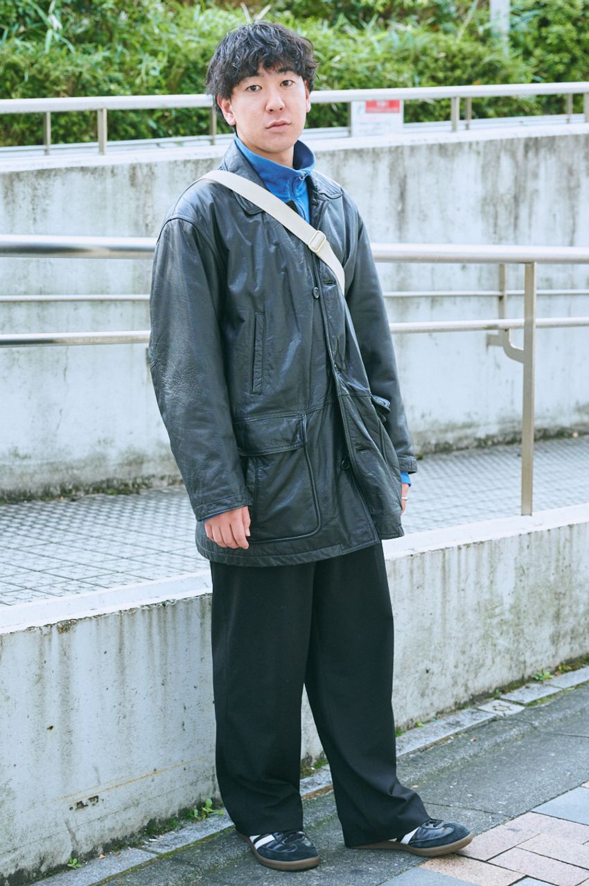 【街角スナップで人気】アディダスの「黒サンバ」はやはり優秀。コーデ上手の履きこなし方を紹介 - 5枚目の画像