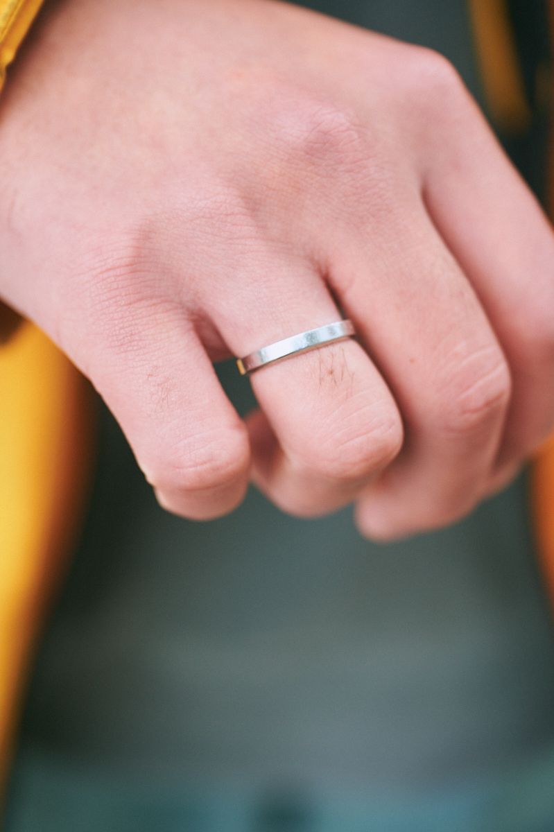 発色のいいダウンジャケットをオーバーサイズで 山本陽祐 6枚目の写真