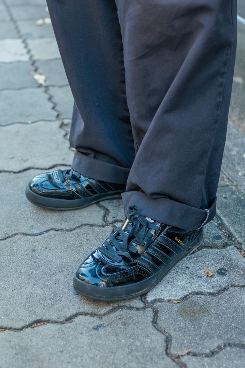 冬の最強定番「ブラックのダウン」みんなどのブランドを選んでる？街角スナップで検証！ - 12枚目の画像