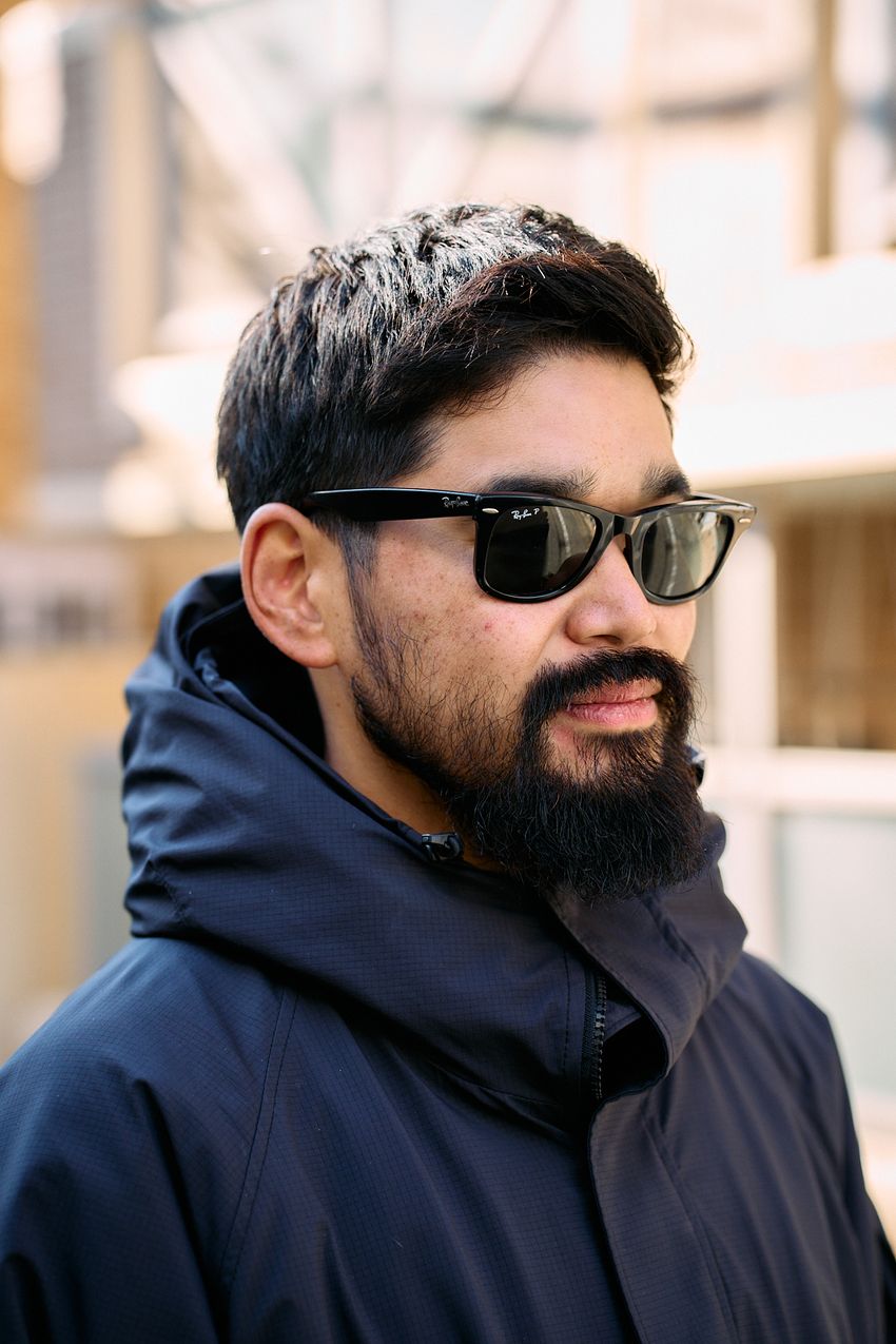 冬のデニムは“薄色”に頼れ！ 洒落者3名が選んだのは「太め」、ブランドはリーバイス、ステューシー…… - 3枚目の画像