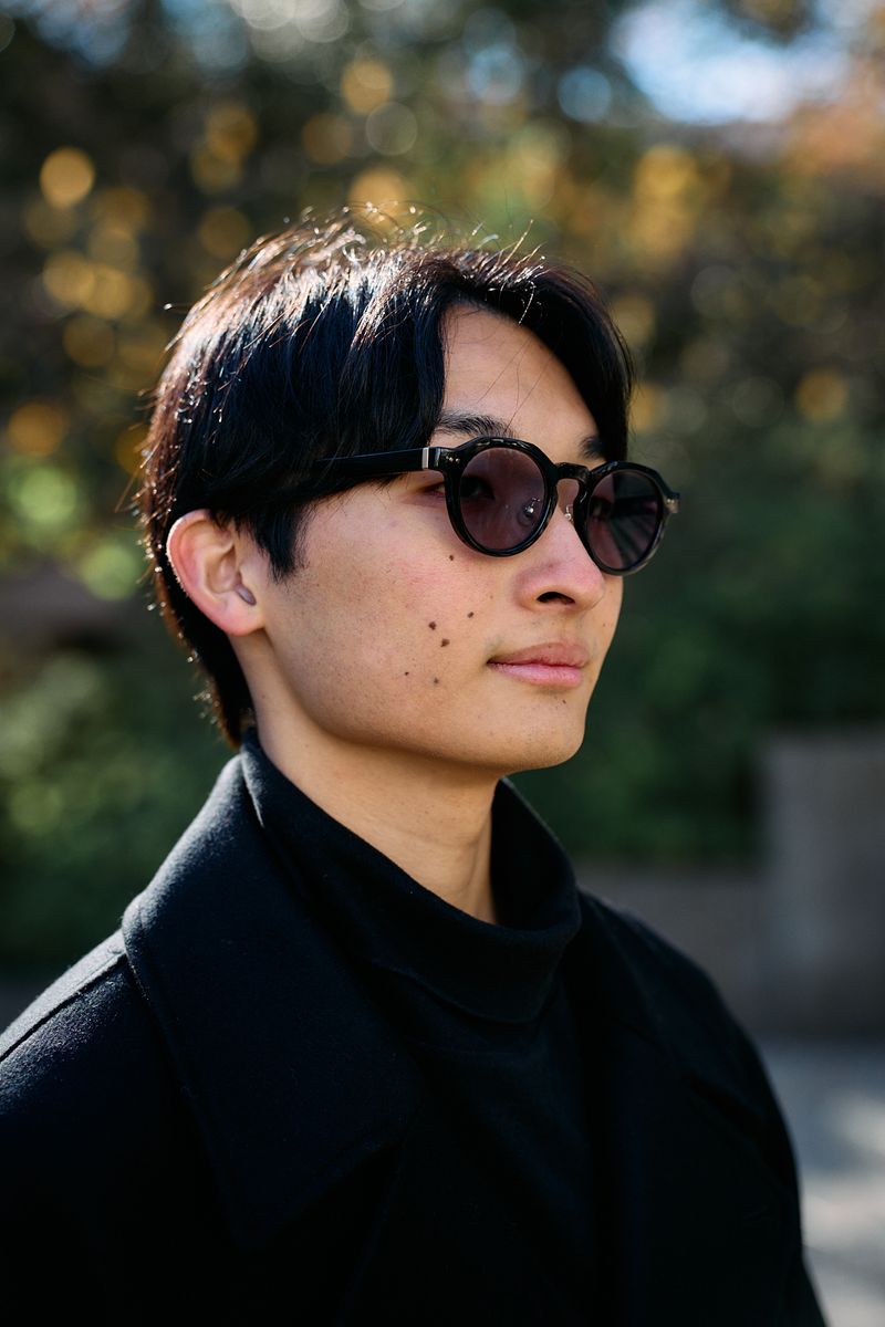 ロングコートとスラックスで作るAライン 石黒海都 3枚目の写真