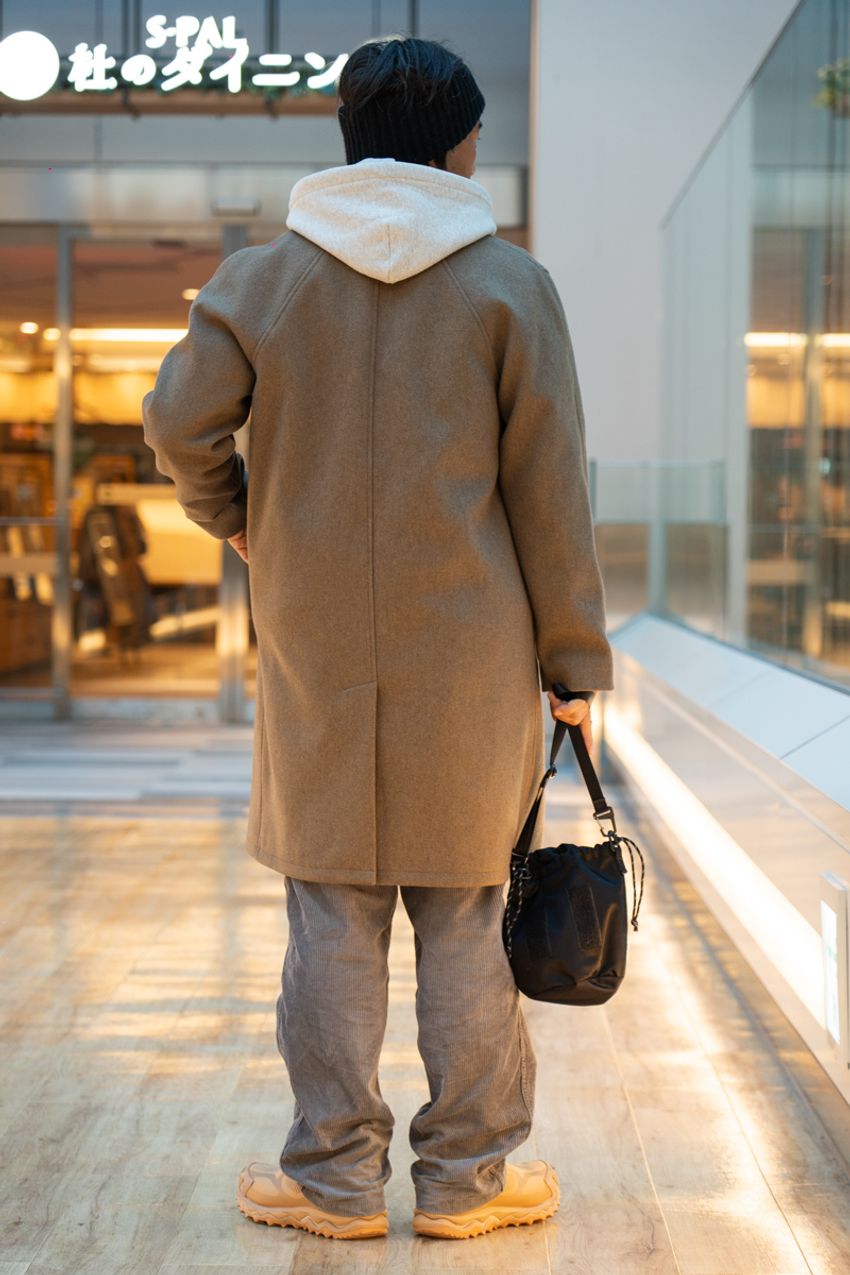 40代で選抜！イケてる大人たちの休日“パーカ”コーデ3選。コートや革ジャンにも◎ - 3枚目の画像