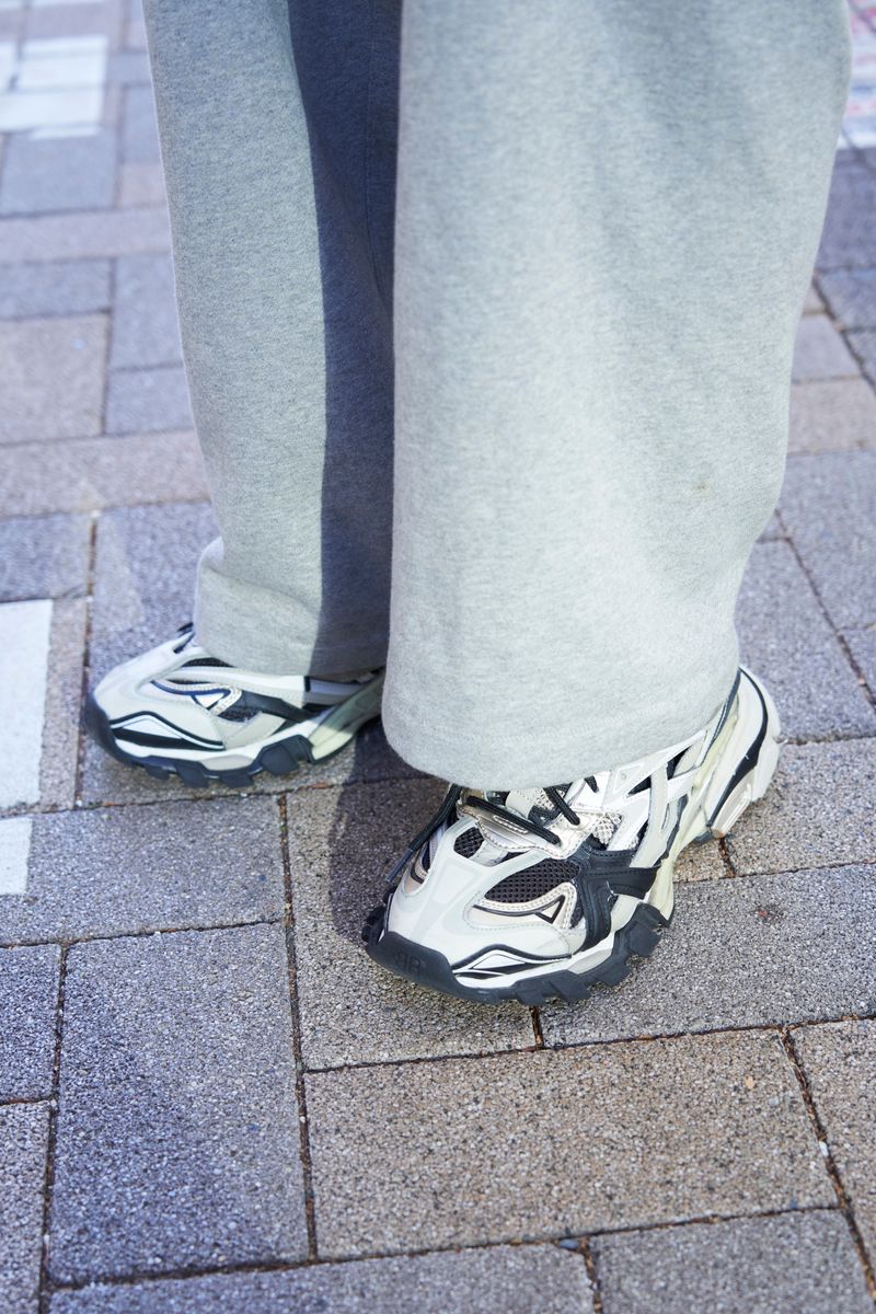 バレンシアガのジャケットコーディネート | 241218-2103-29 81 4枚目の写真