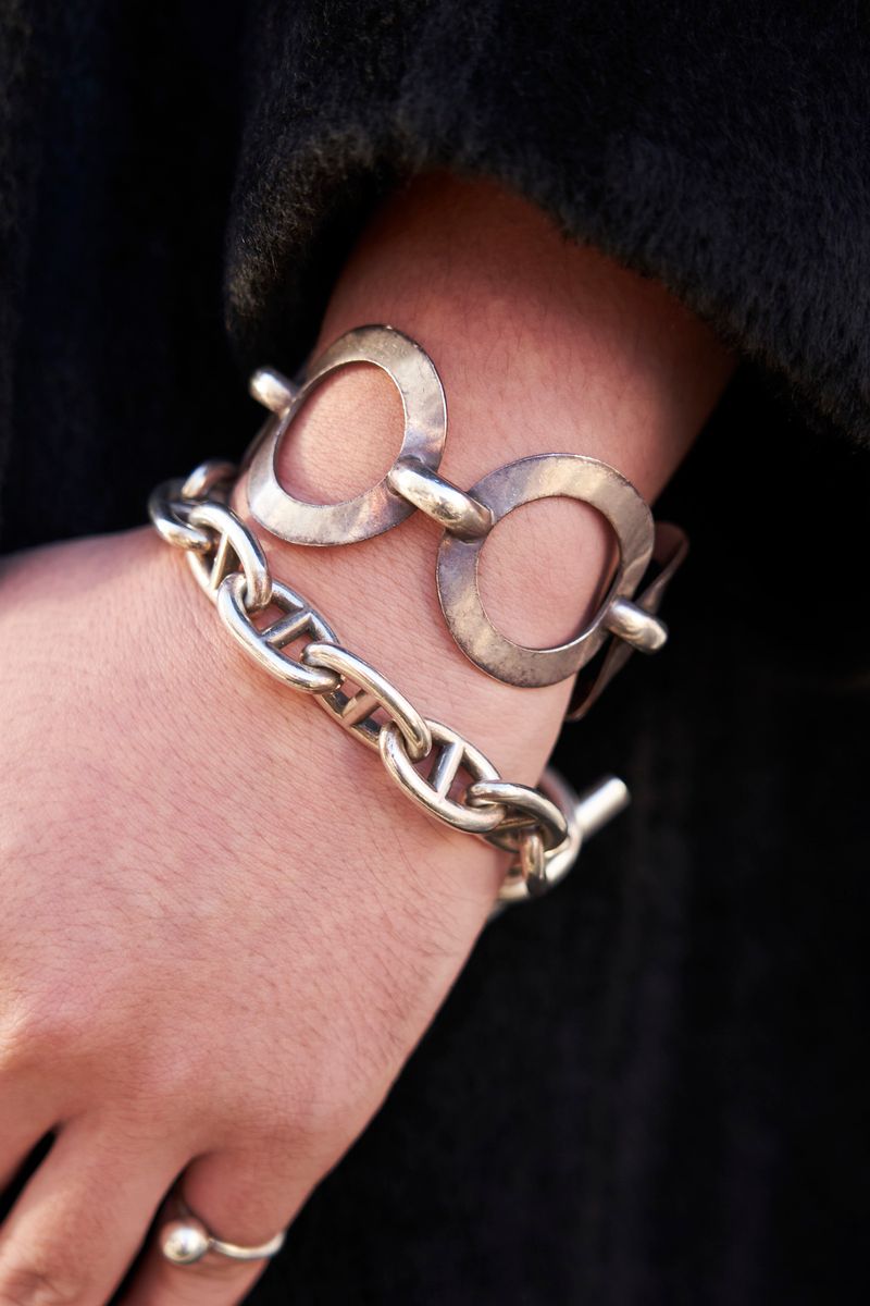 ガブリエラコールガーメンツのコートコーディネート | 241218-2153-42 オオイ 8枚目の写真