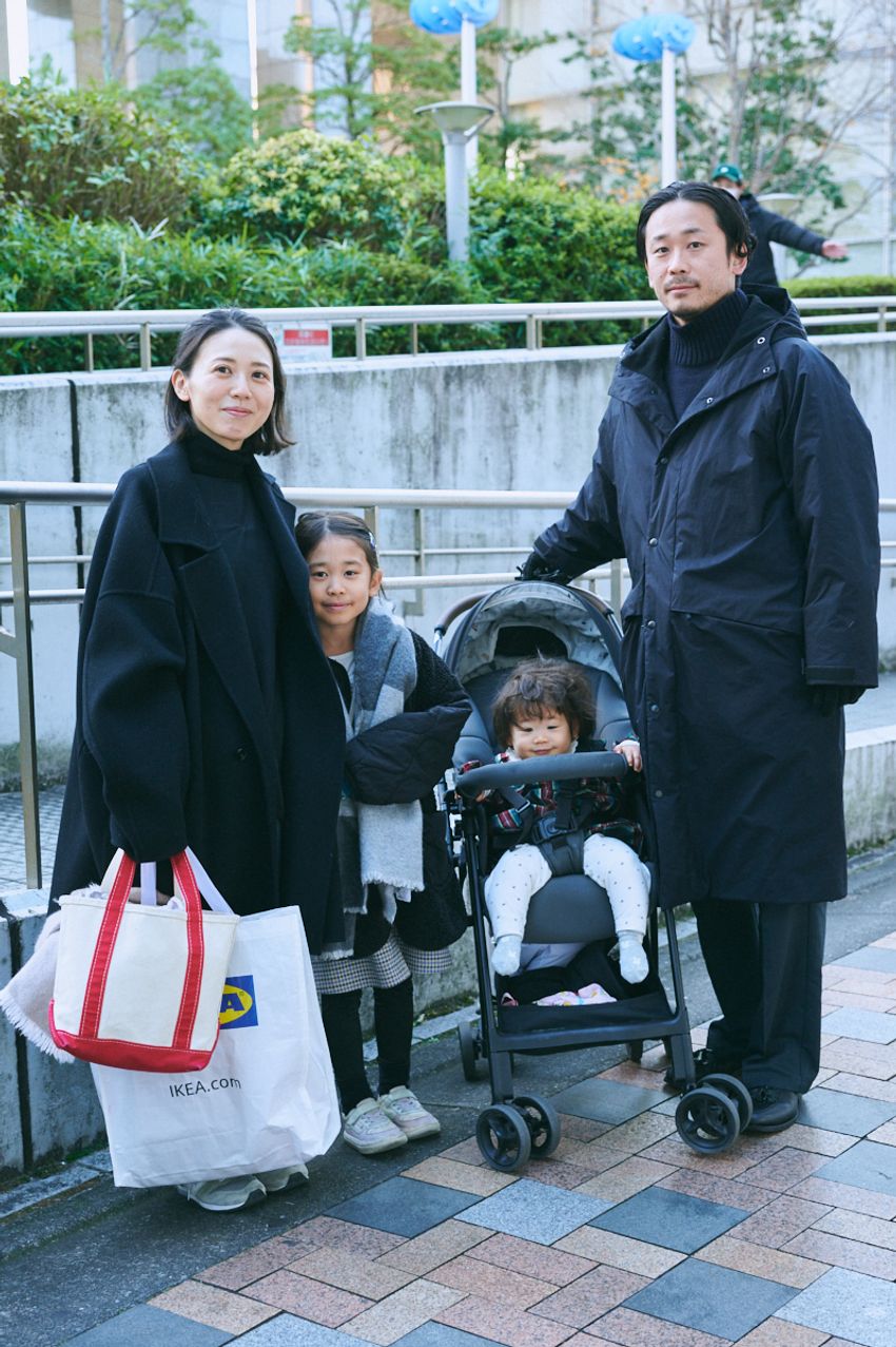 ロングコートは黒しか勝たん！ 黒の面積広めでも重たく見せない3人の着こなし - 8枚目の画像