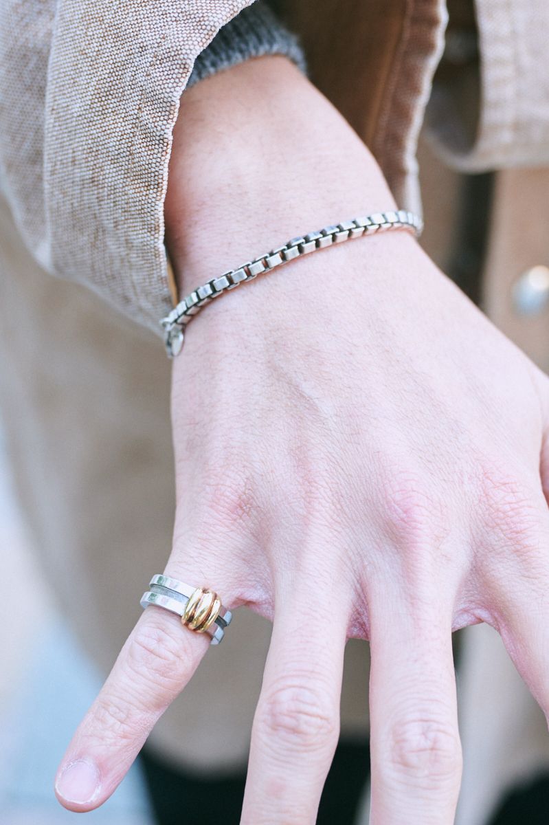 オーラリーのコートコーディネート | 241216-1011-59 佐藤 5枚目の写真