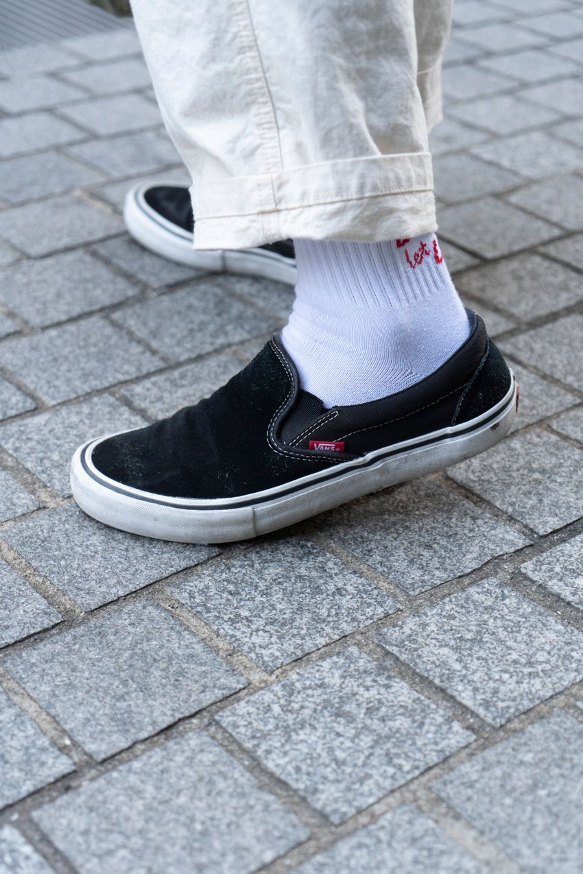 【街頭調査】「ウォレットチェーン、どのブランド着けてる？」クロムハーツ、ラルフ……代表3名の答え - 2枚目の画像