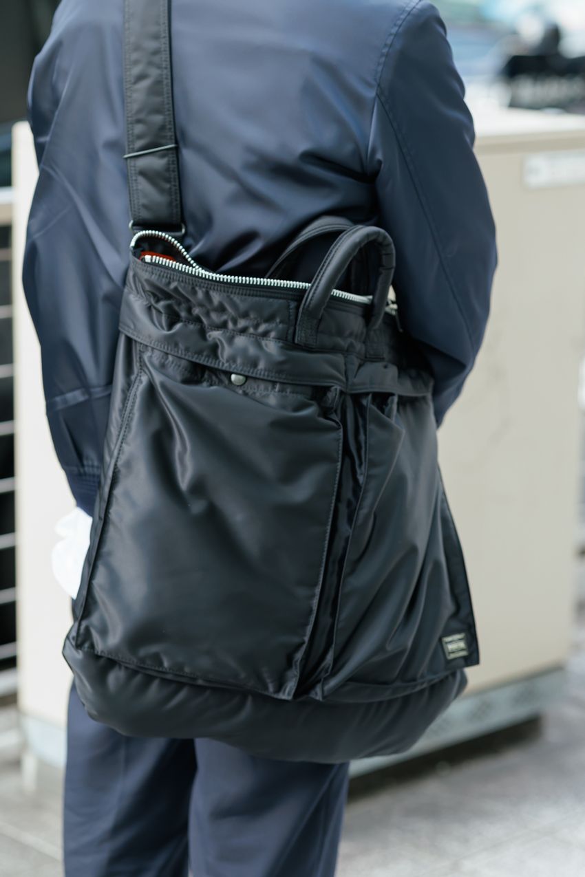 「コム デ ギャルソン」の隠れ名アイテムは“黒＆紺パンツ”だった！目立たないこそこだわるベシ - 8枚目の画像