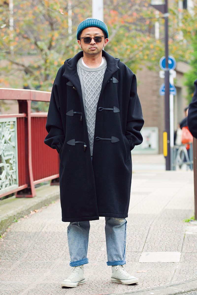 真似したい！オーバーサイズなダッフルの立たせ方 最首隆互