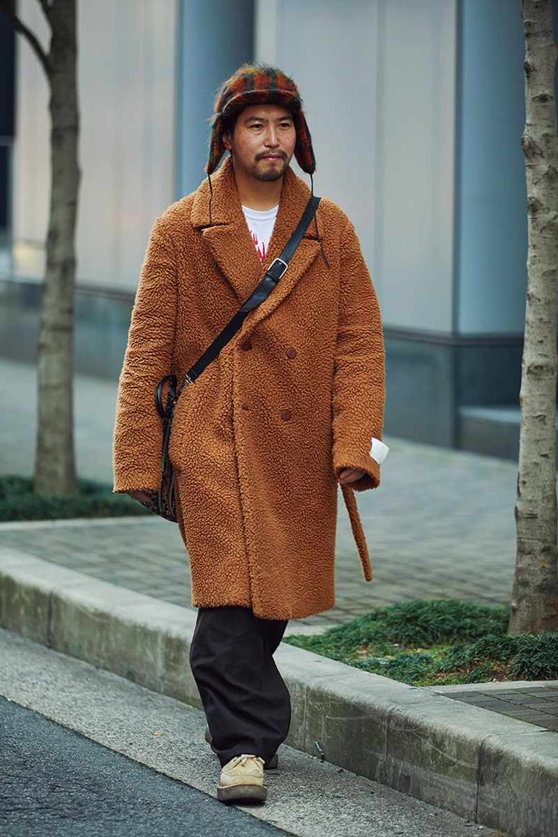 コート合わせでハンティングキャップを街で着こなす 南 裕介