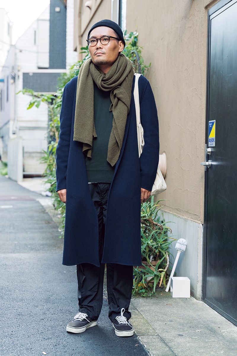 上品な装いをワンランク格上げするストール使い 筒井翔一