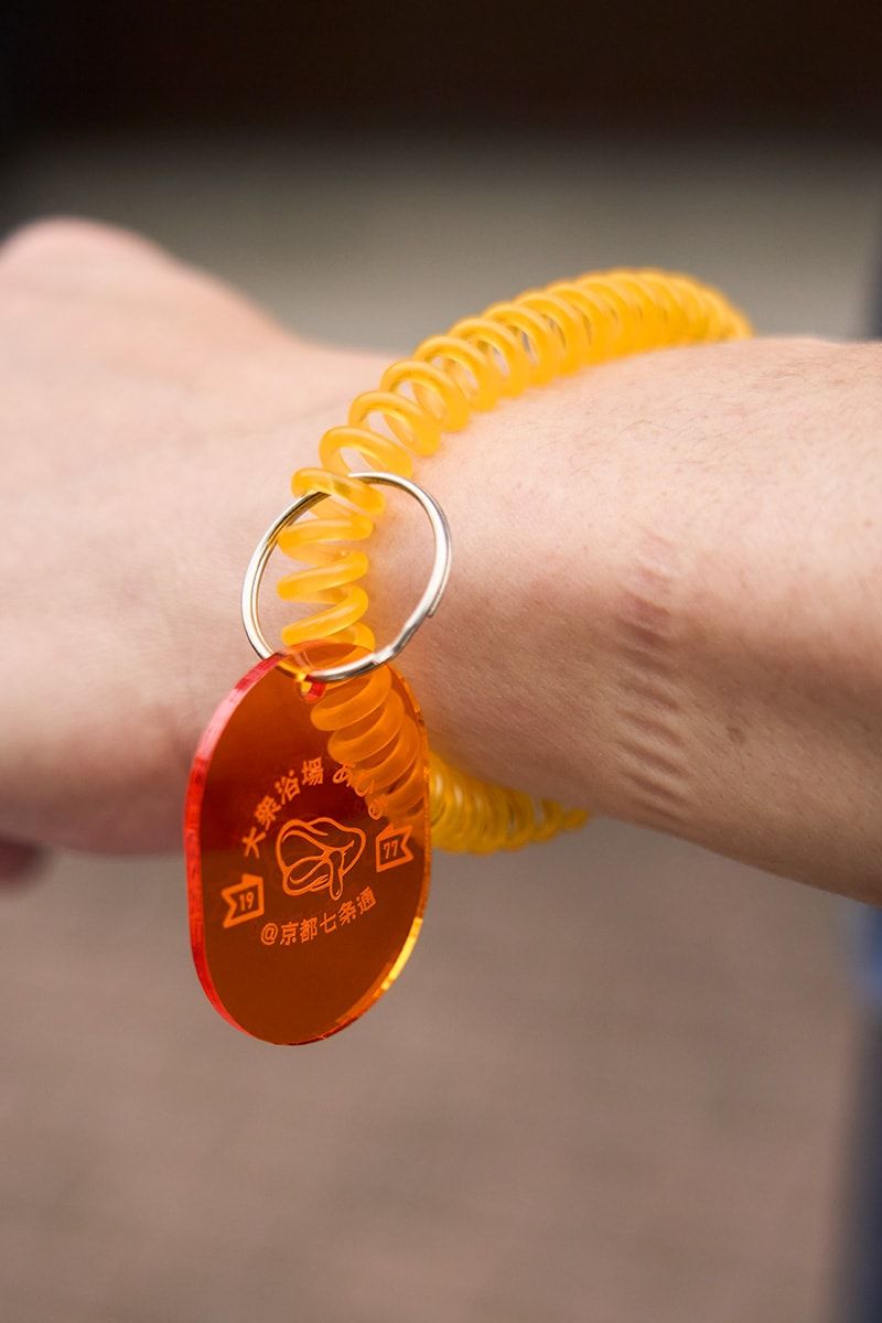 バレンシアガのコートコーディネート | 250109-2016-18 奥村直樹 3枚目の写真