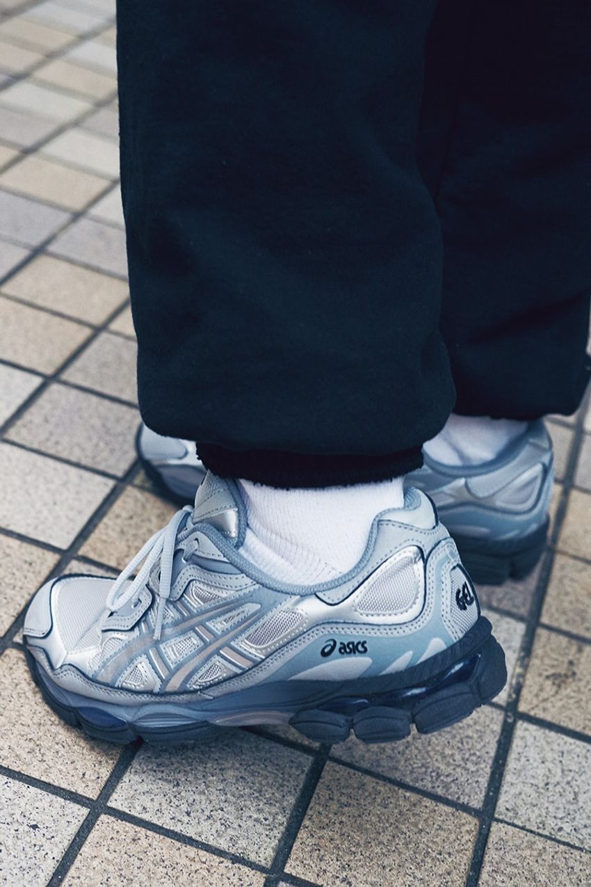 大人は“ネイビーがち”が格好いい！ その理由を3テイストのリアルコーデで解説 - 7枚目の画像