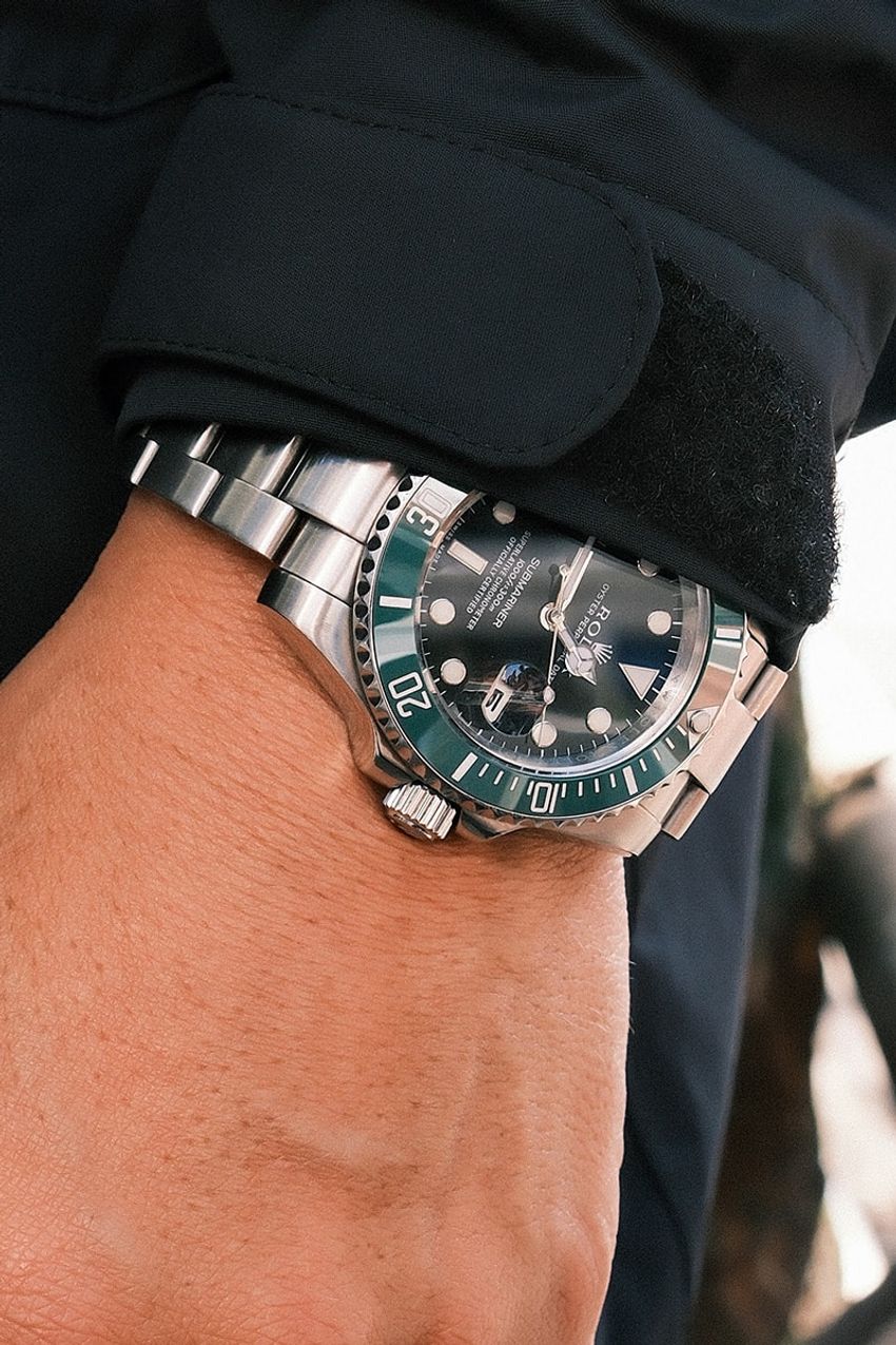 春が見えたらユニクロの白パンツ！街角3名の大人たちのリアルな活用法をスナップで - 5枚目の画像