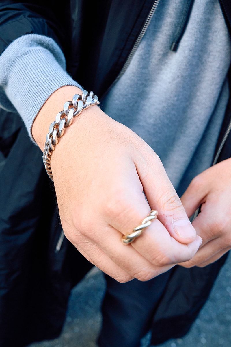 ドリス ヴァン ノッテンのコートコーディネート | 250110-2014-50 よしいけかずと 3枚目の写真