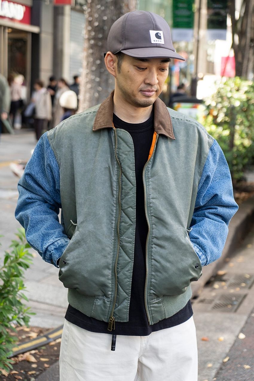 春が見えたらユニクロの白パンツ！街角3名の大人たちのリアルな活用法をスナップで - 2枚目の画像