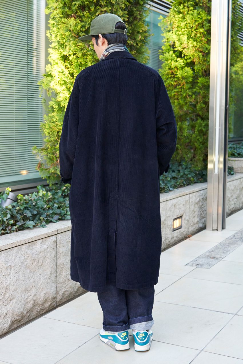 年中デニム派必見の冬コーデ！“コート合わせ”できれいにキメた3人衆をスナップで - 6枚目の画像