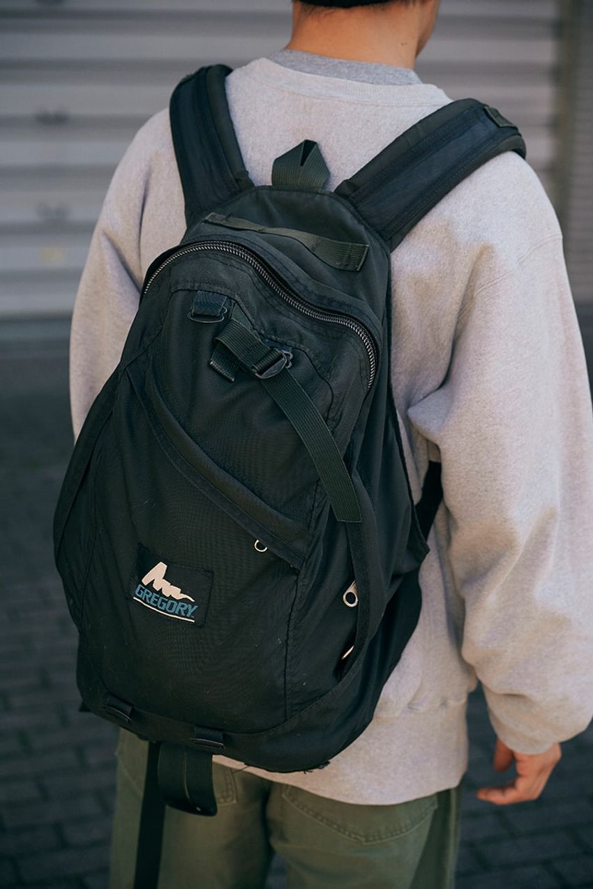 春に大活躍する「ワンツーコーデ」の攻略法をスナップで！街の洒落者3人から導く最適解 - 8枚目の画像