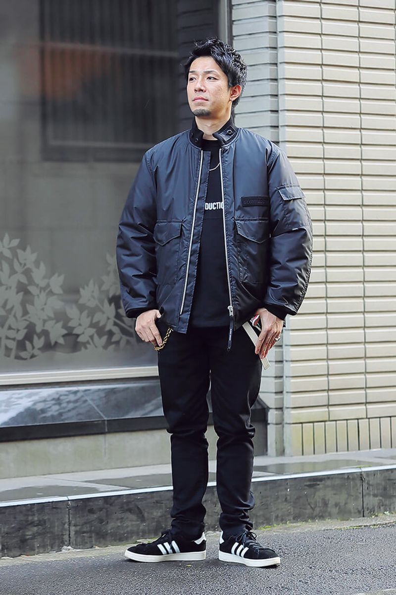 シンプルに仕上げて腰回りのアイテムで遊ぶ 庄司知秋