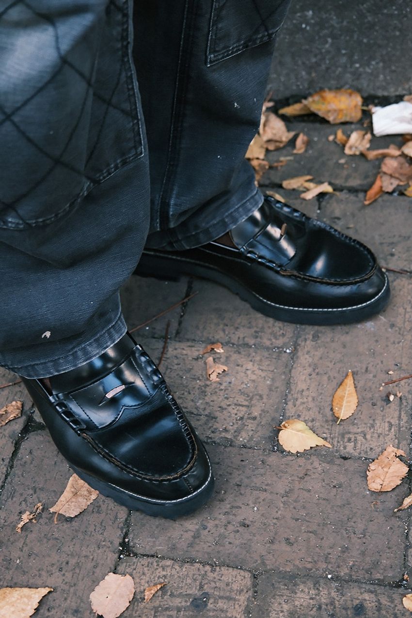 動きやすさ重視のコート派が選んだ「ハンパ丈」。着こなしはこれが正解！と示す5人の好例 - 7枚目の画像