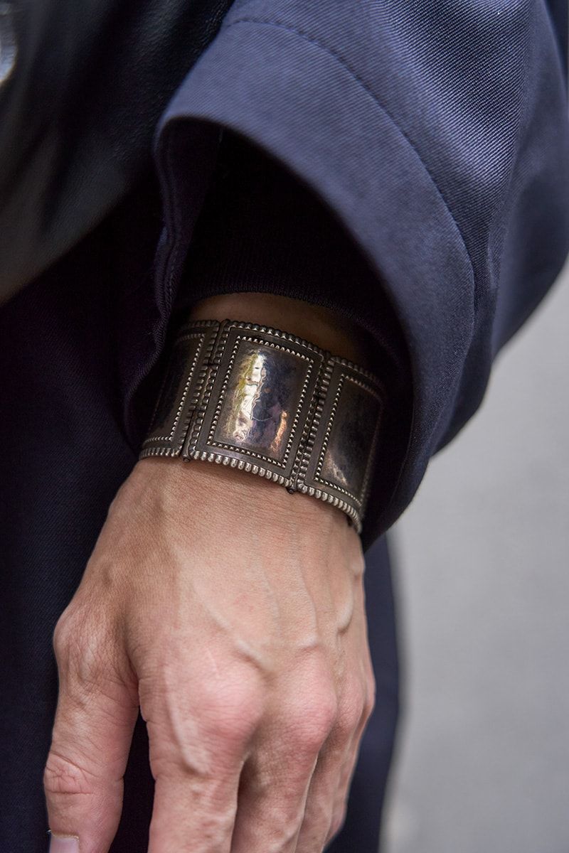 カラーのコートコーディネート | 250205-1613-40 長田真澄 4枚目の写真