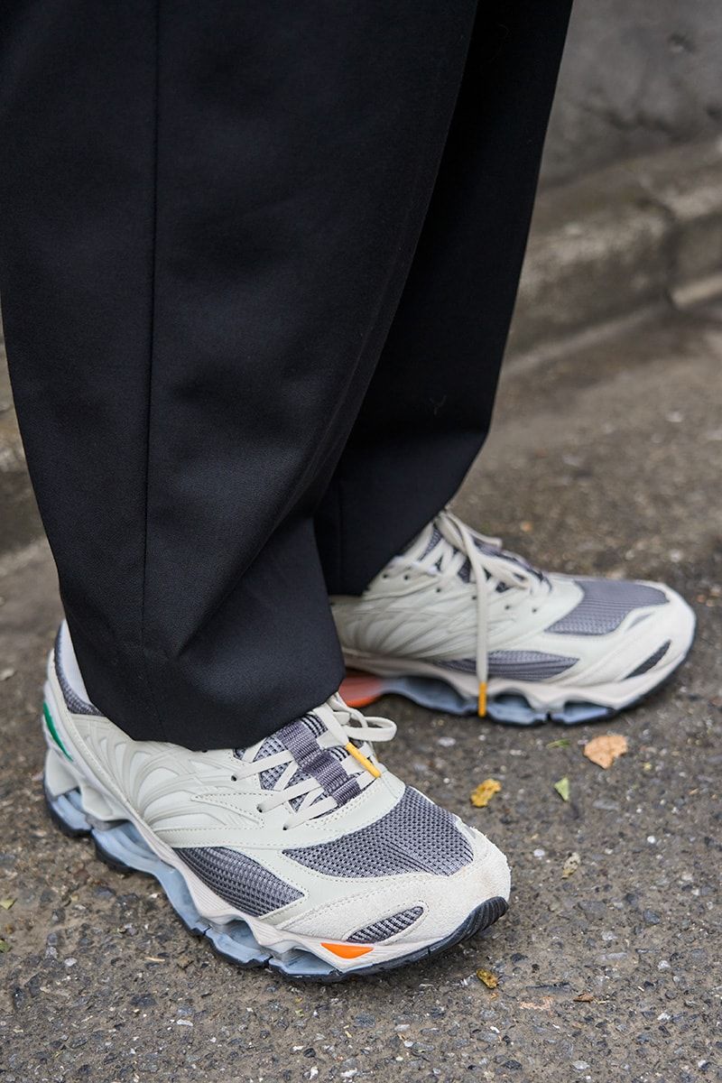 カラーのコートコーディネート | 250205-1613-40 長田真澄 6枚目の写真