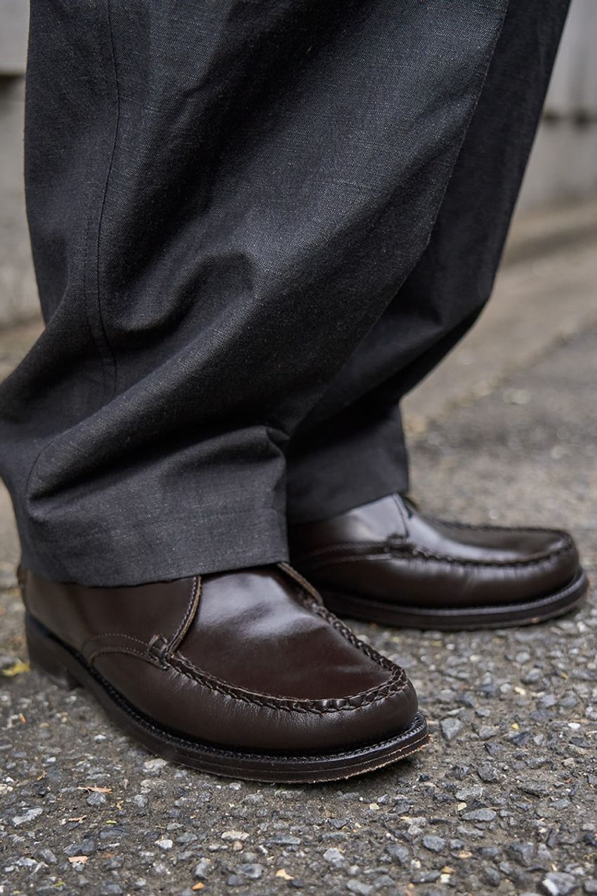 過度に主張せず、アイテムを選ばない。「スティルバイハンド」を愛用した洒落者スナップ3選！ - 3枚目の画像