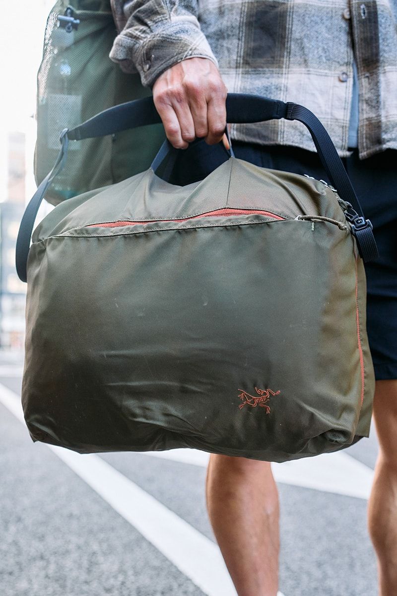 ダナーのシャツコーディネート | 250117-2016-54 Luo XIPING 3枚目の写真