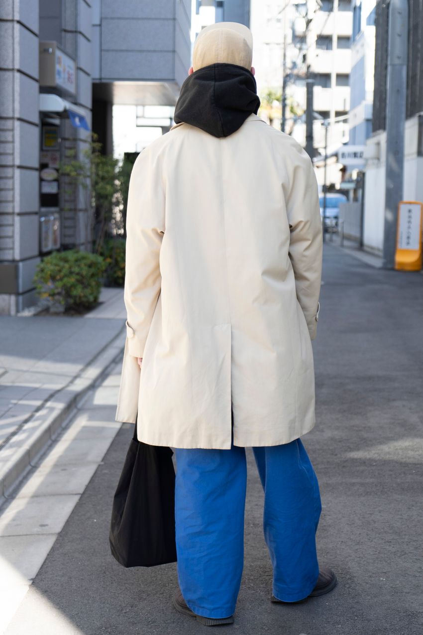 ユニクロ、バーバリーetc.バランス命の「ミドル丈アウター」。洒落た大人たちの着こなし例 - 7枚目の画像